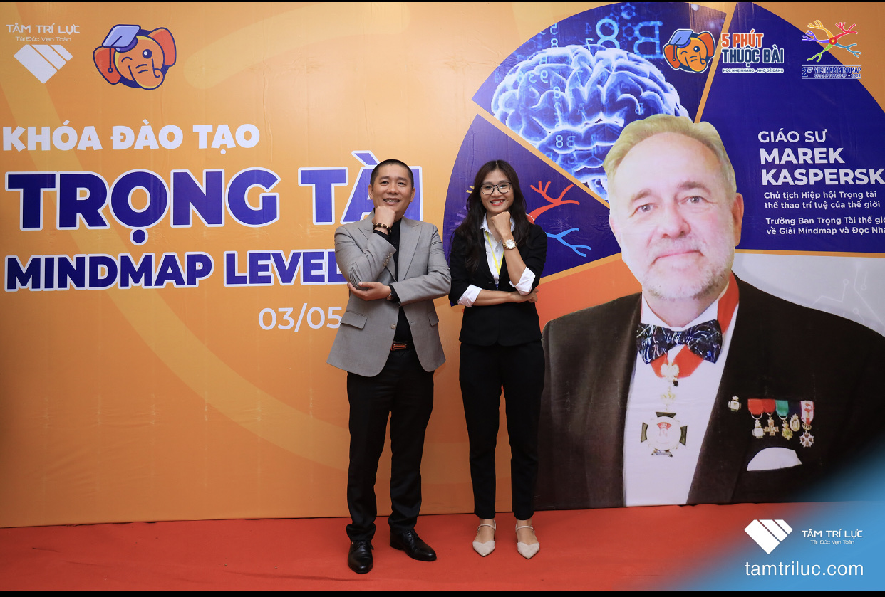 Ngân Nguyễn tại khoá đào tạo Trọng tài Mindmap quốc tế